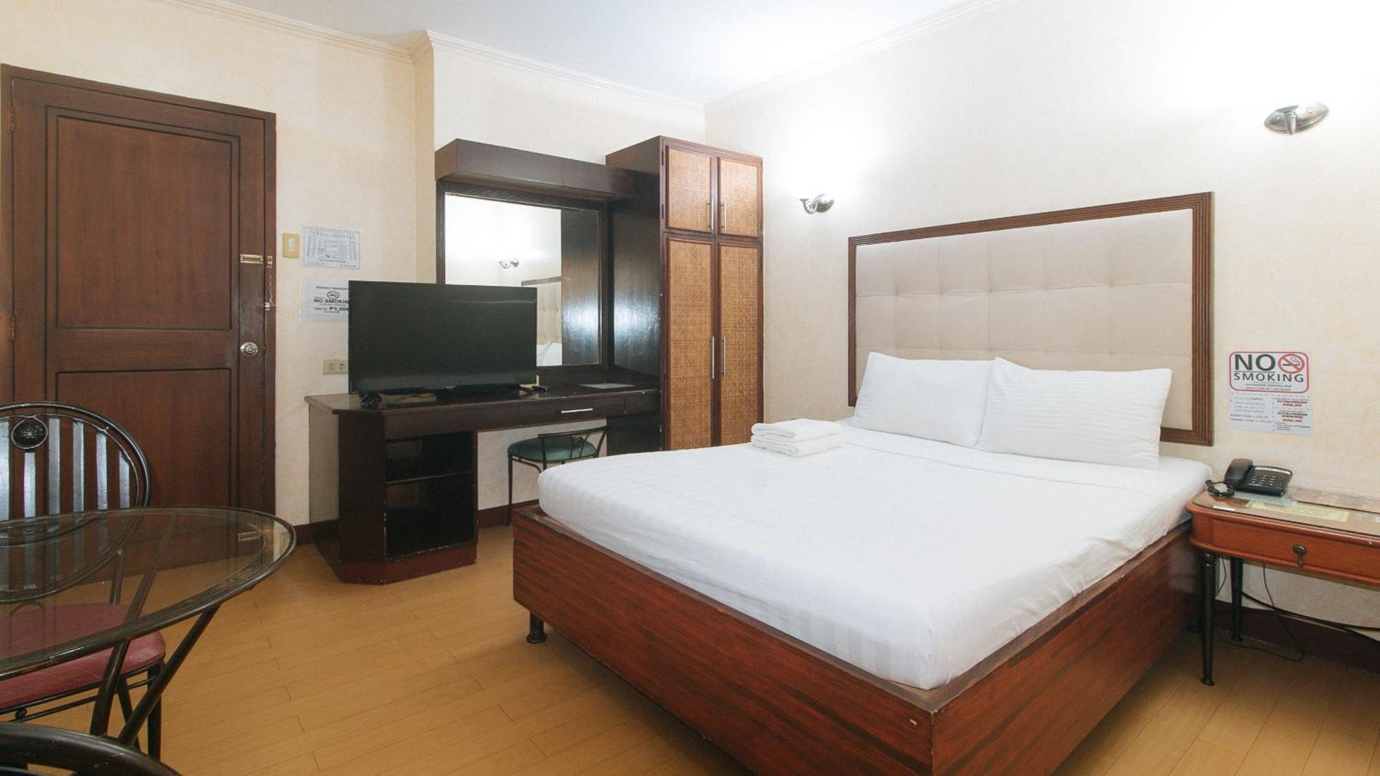 Bliss Hotel Dau Mabalacat Luaran gambar