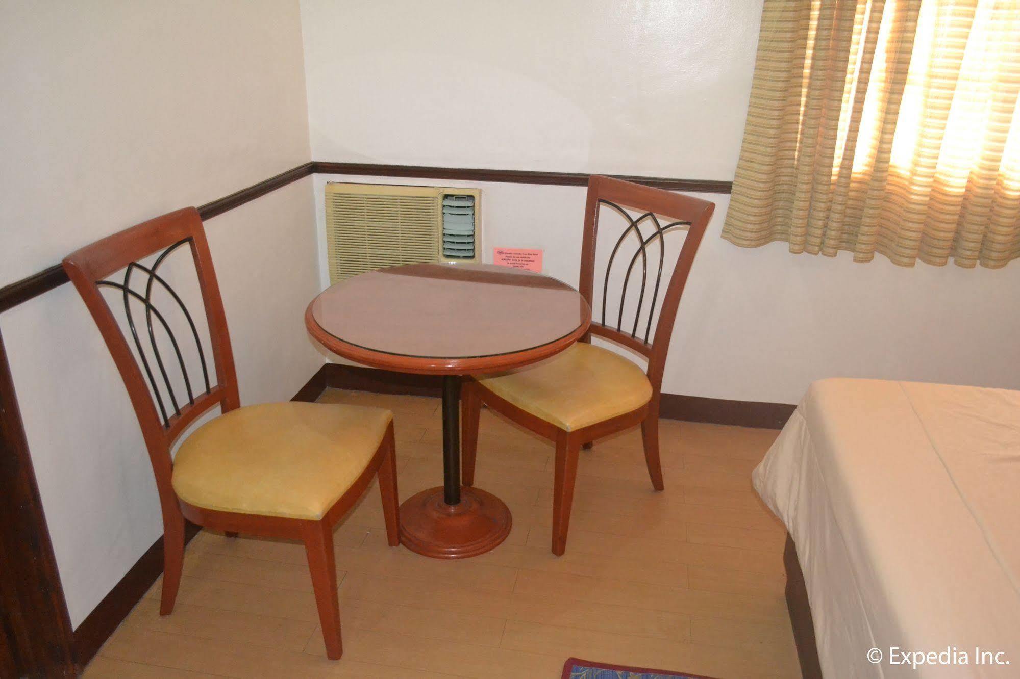 Bliss Hotel Dau Mabalacat Luaran gambar
