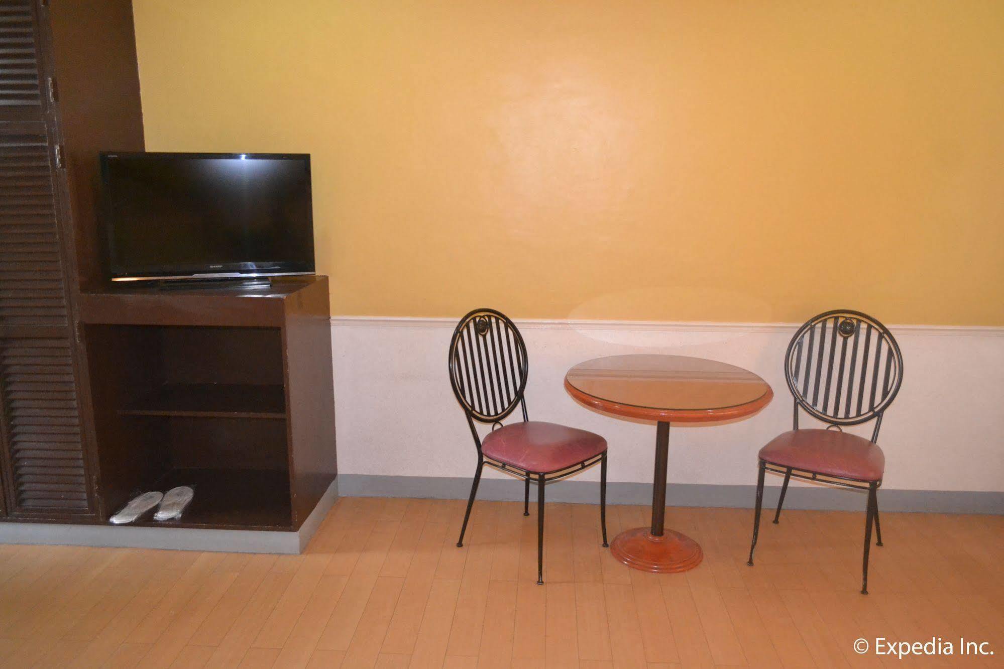 Bliss Hotel Dau Mabalacat Luaran gambar
