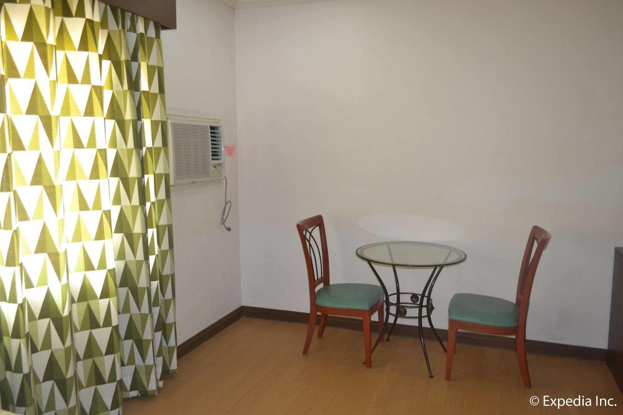 Bliss Hotel Dau Mabalacat Luaran gambar