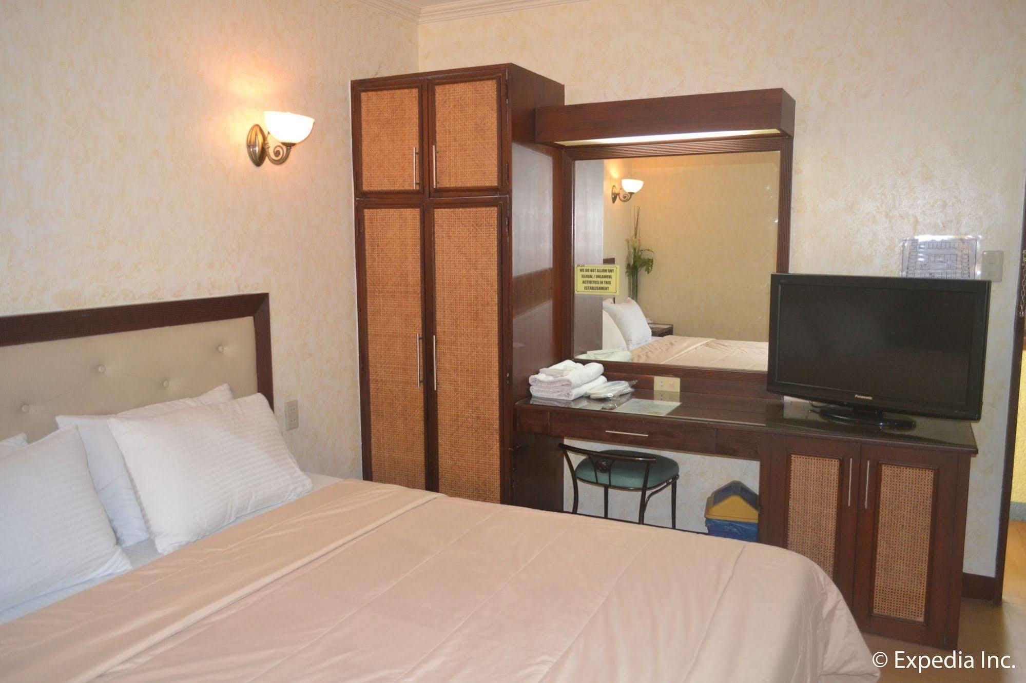 Bliss Hotel Dau Mabalacat Luaran gambar
